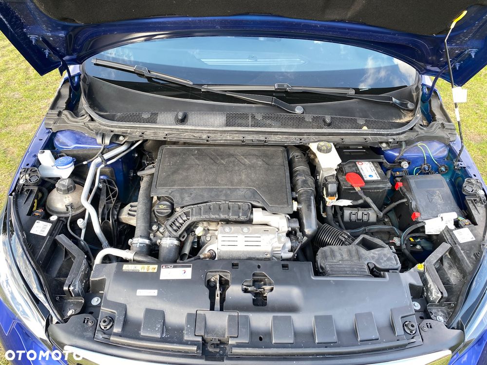 Peugeot 308 PureTech 130 GPF Stop & Start Allure - 17