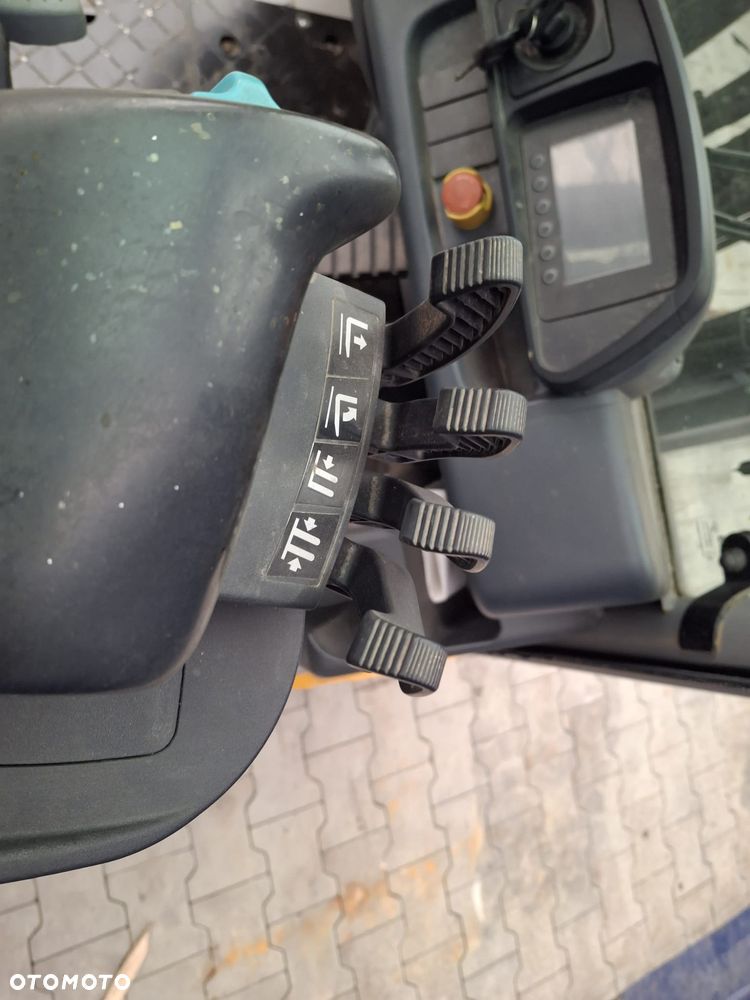 Jungheinrich DFG320s - 8