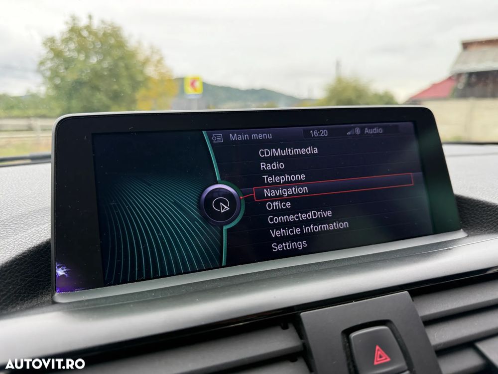 BMW Seria 1 116d DPF - 10