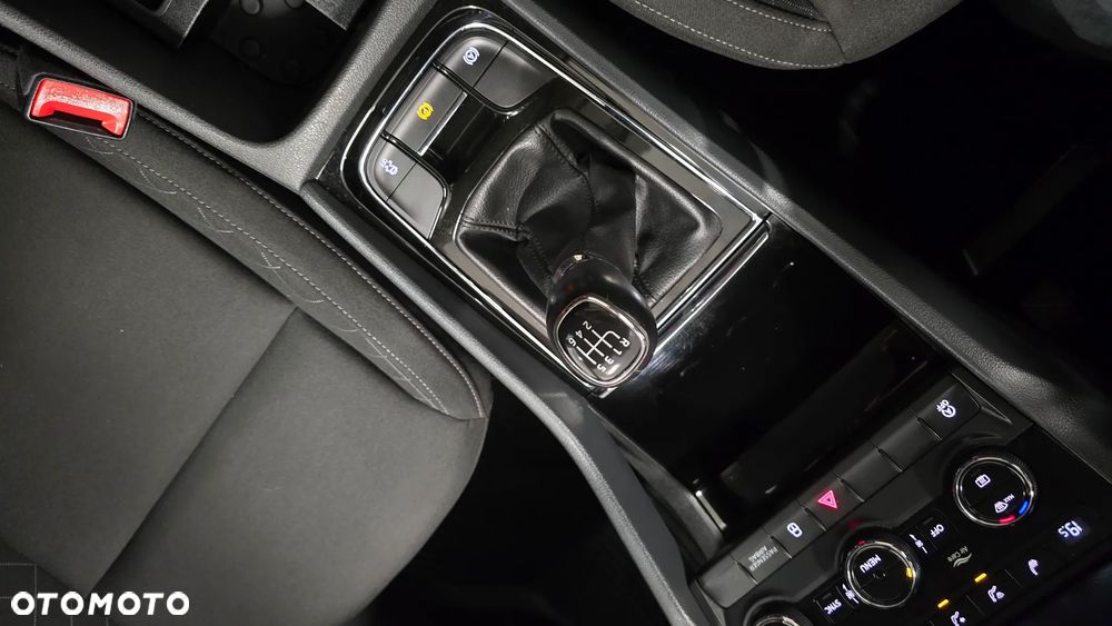 Skoda Karoq 1.5 TSI ACT DSG Selection - 12