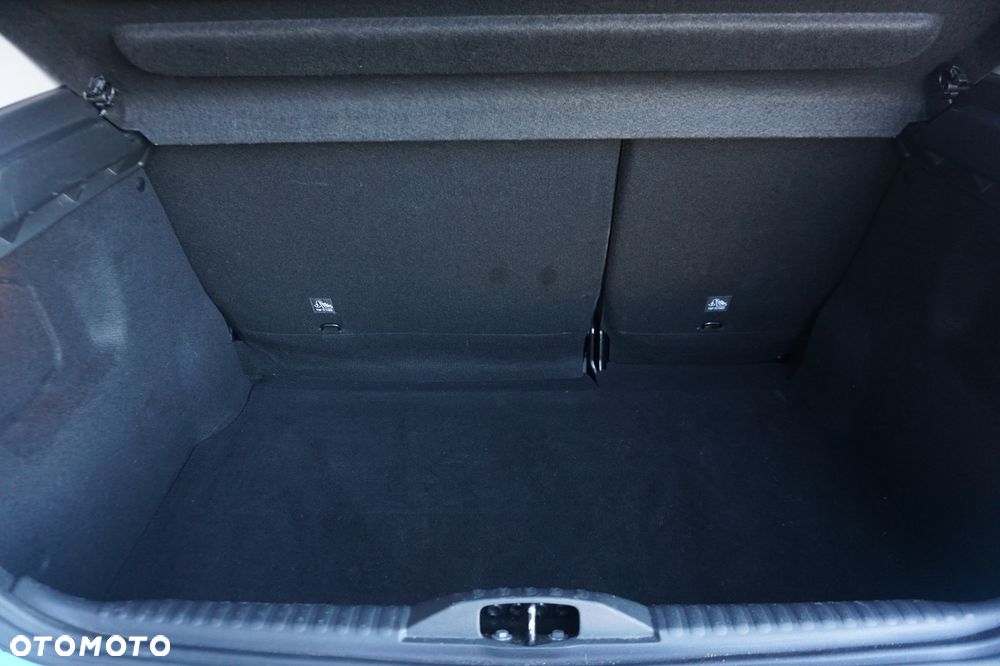 Citroën C3 1.2 PureTech Shine - 29