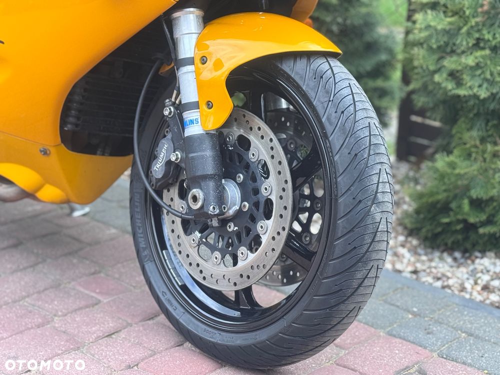 Triumph Daytona - 16