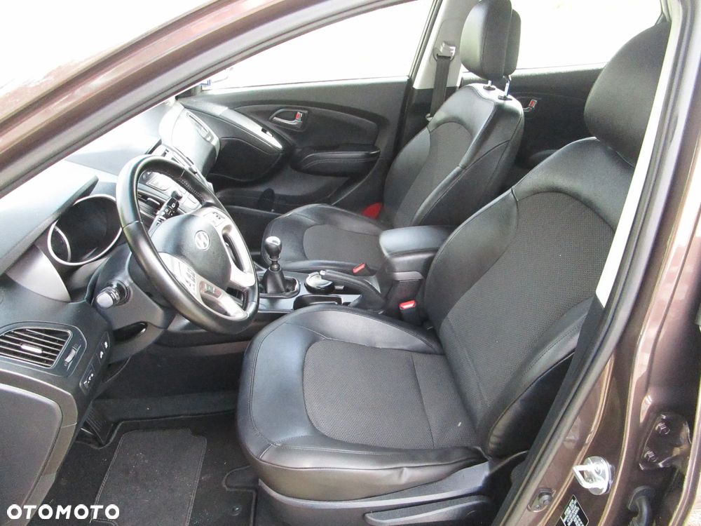 Hyundai ix35 1.6 GDI Premium 2WD - 21