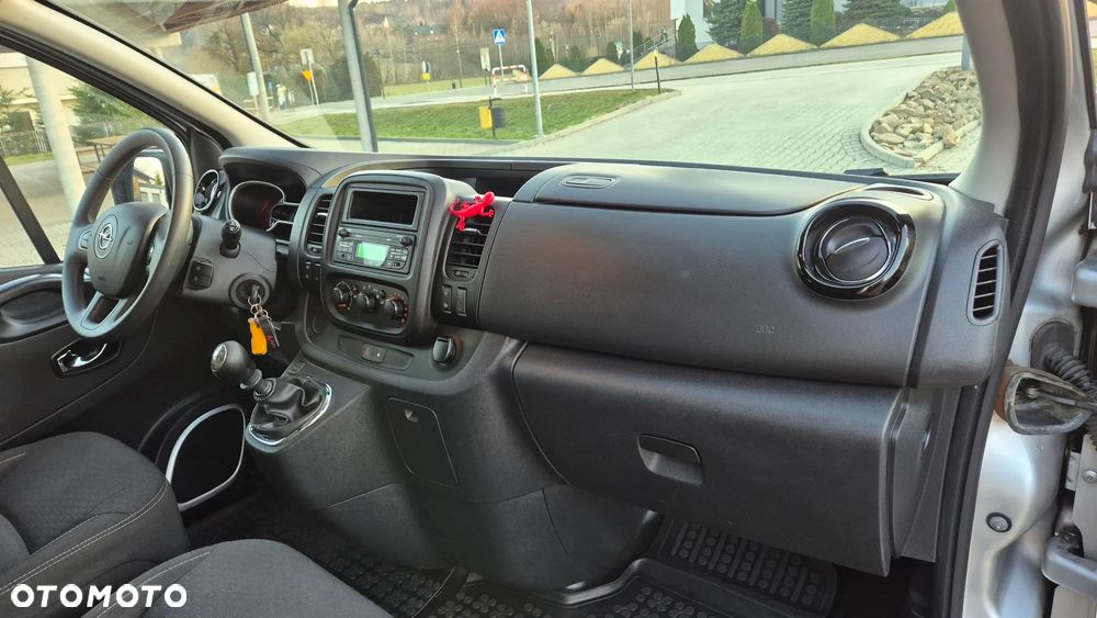 Opel Vivaro L2H1 2,9t Edition - 22