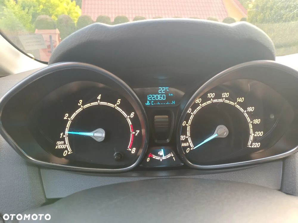 Ford Fiesta - 8