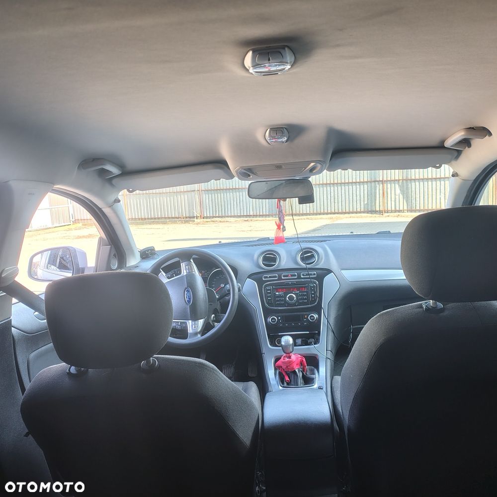 Ford Mondeo - 7