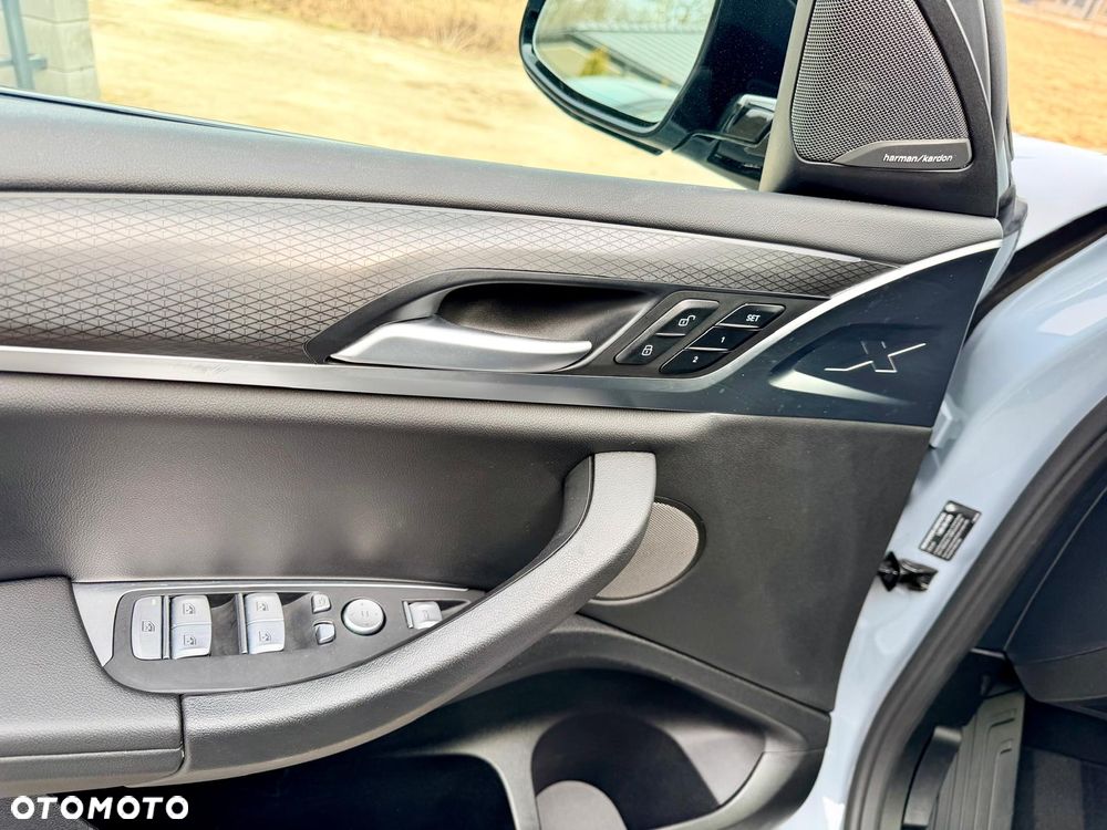 BMW X4 xDrive30i M Sport Edition - 33