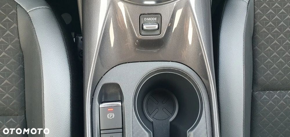 Nissan Juke 1.6 Hybrid Shiro AMT - 19