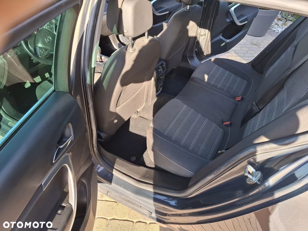 Opel Insignia 1.4 T Cosmo S&S - 12