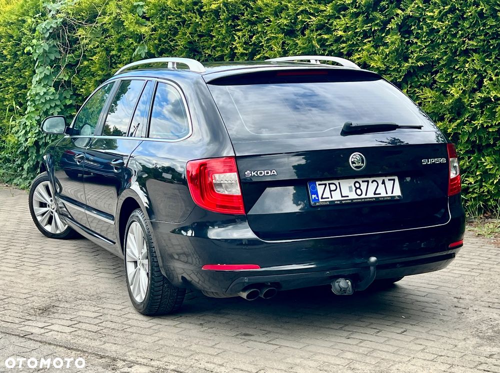Skoda Superb 2.0 TDI Comfort DSG - 23
