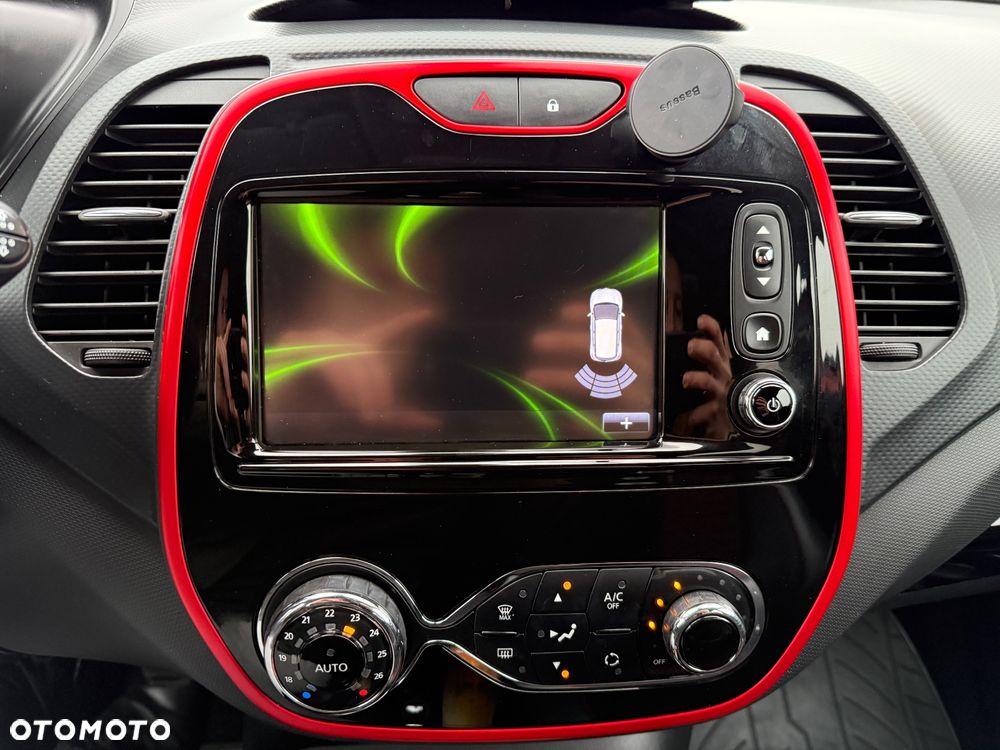 Renault Captur 0.9 Energy TCe Helly Hansen - 28