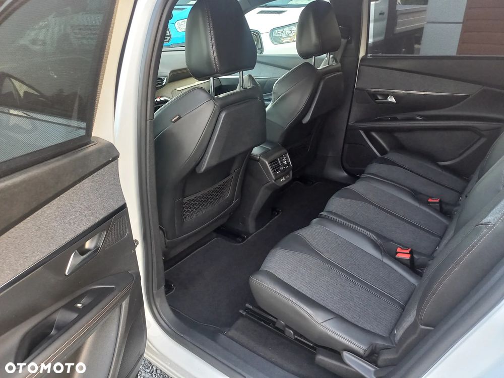 Peugeot 5008 BlueHDI 130 EAT8 GT - 22