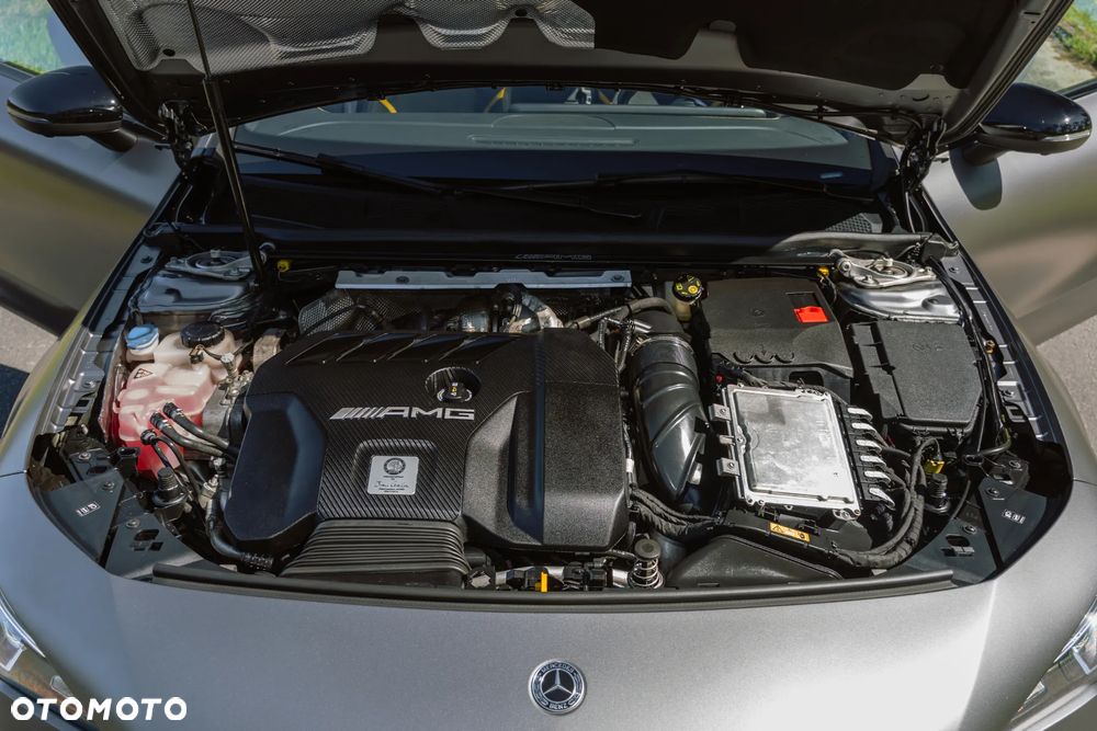 Mercedes-Benz CLA - 11