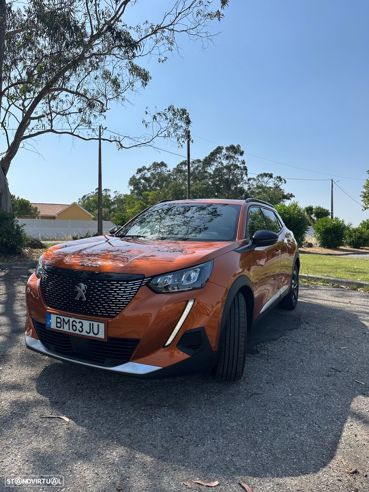 Peugeot 2008 PureTech 130 EAT8 Allure - 4