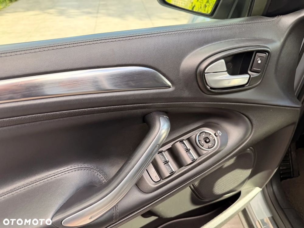 Ford S-Max 2.0 TDCi DPF Titanium - 29