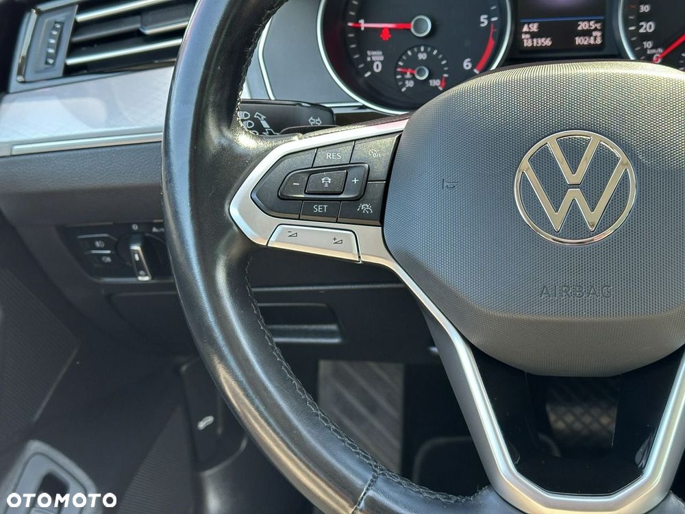 Volkswagen Passat Variant 2.0 TDI SCR DSG Business - 19