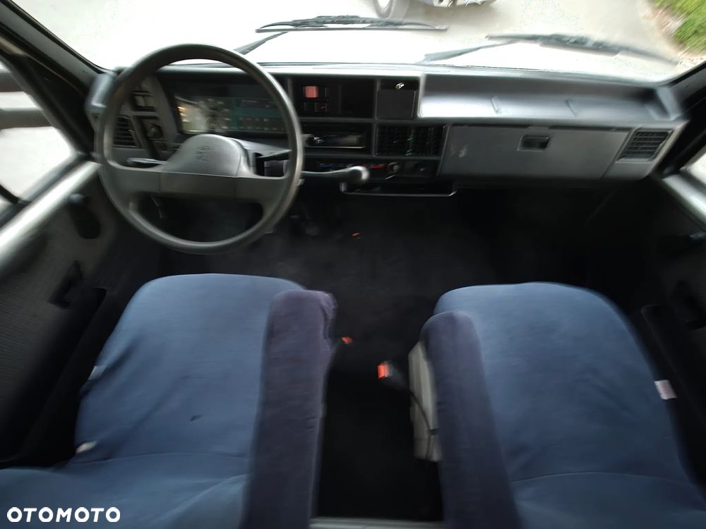 Peugeot J5 - 33