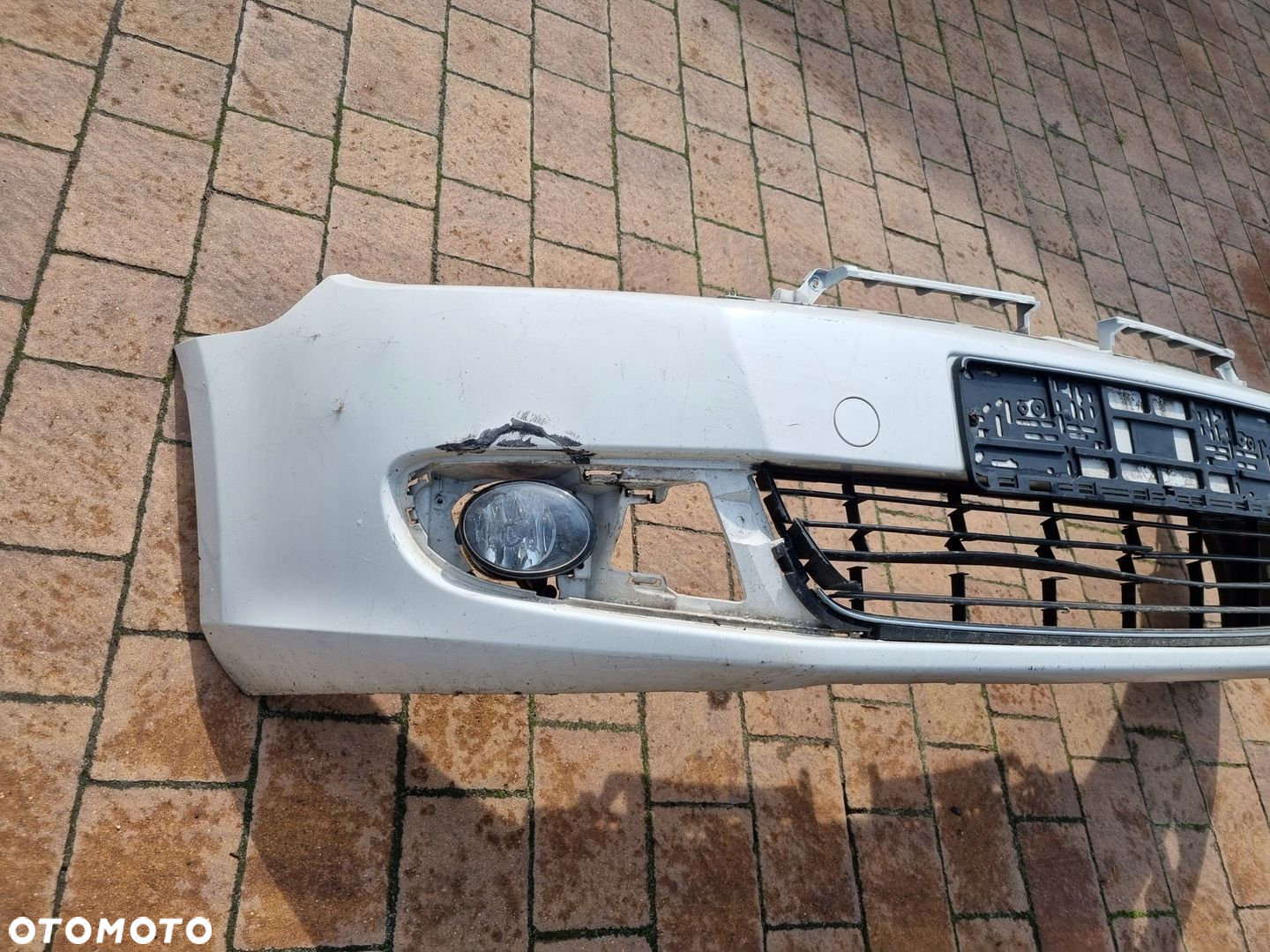 vw golf 6 VI zderzak przód bez dziur - 2