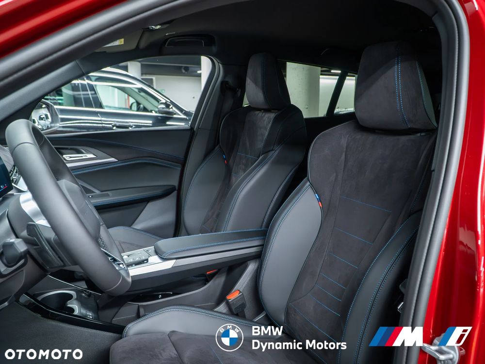 BMW iX2 eDrive20 - 15