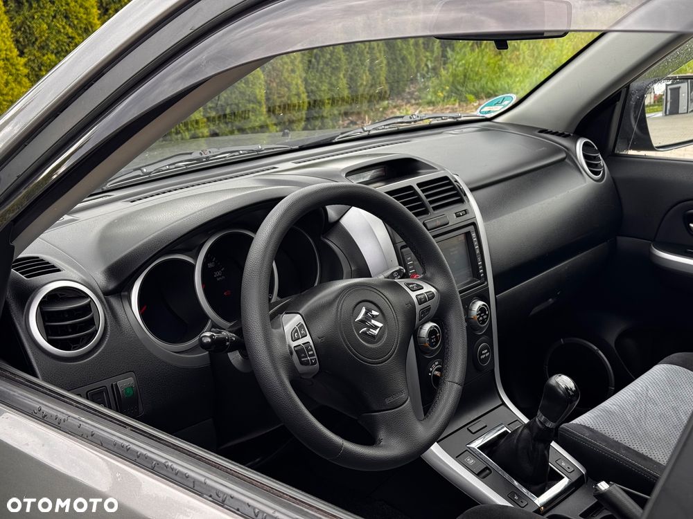 Suzuki Grand Vitara 1.9 DDiS Comfort+ DPF - 13