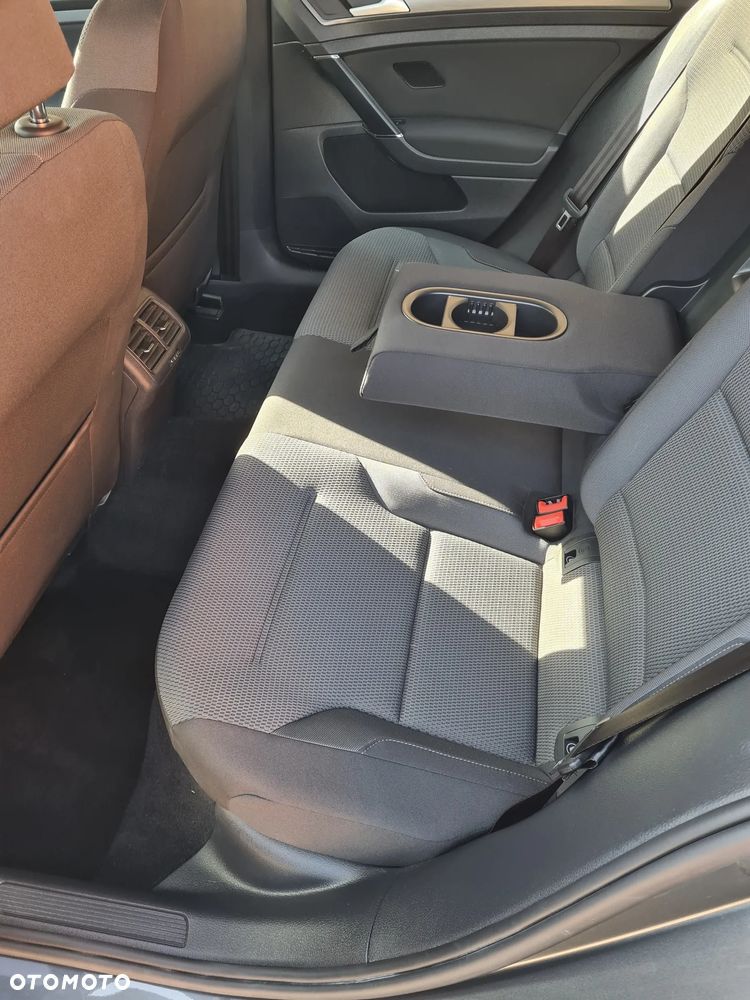 Volkswagen Golf 1.5 TSI BlueMotion ACT Highline - 27