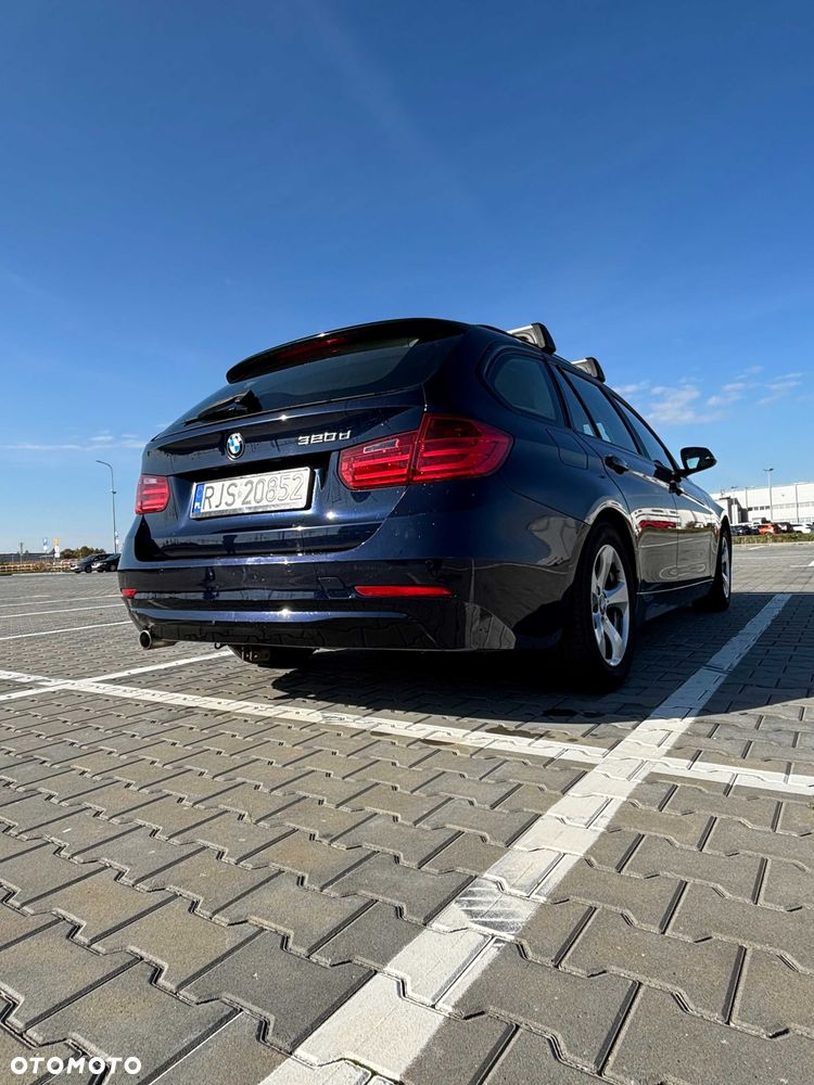 BMW 3 Series 2013 photo 3
