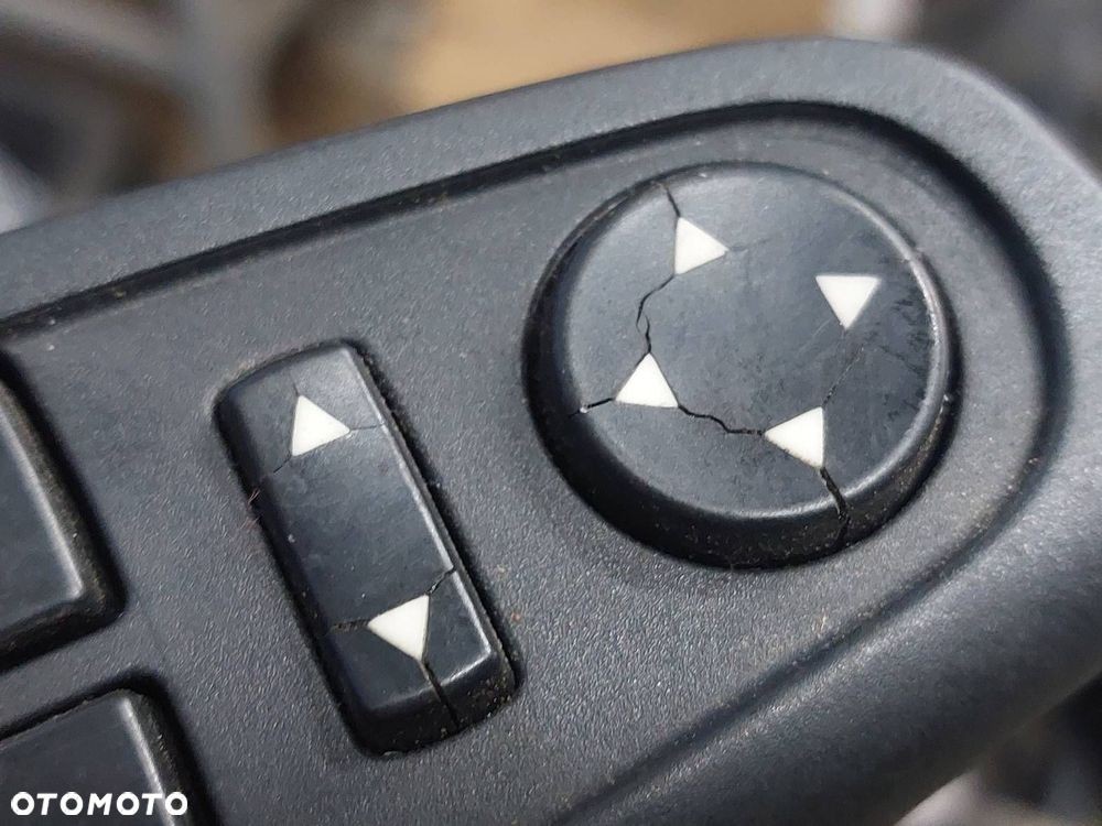 PANEL STEROWANIA SZYB FIAT STILO I 5D - 3