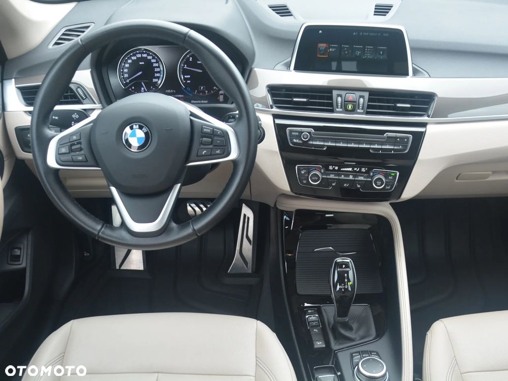 BMW X1 xDrive20i xLine - 7