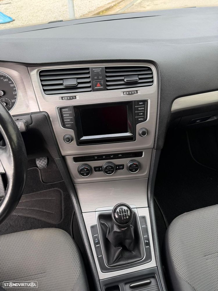 VW Golf Variant - 15