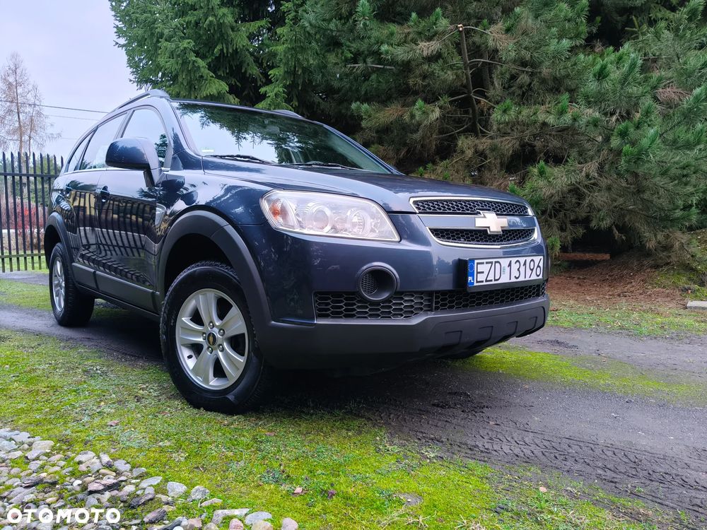 Chevrolet Captiva 2.4 2WD 5 Sitzer LS - 2