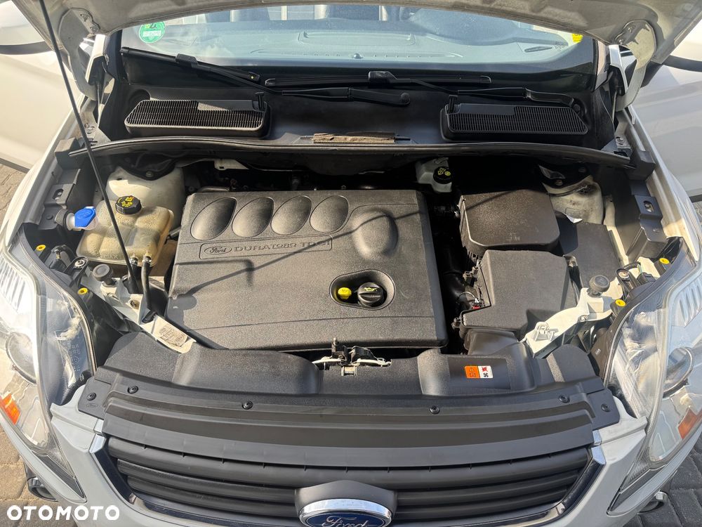 Ford Kuga 2.0 TDCi Trend - 14