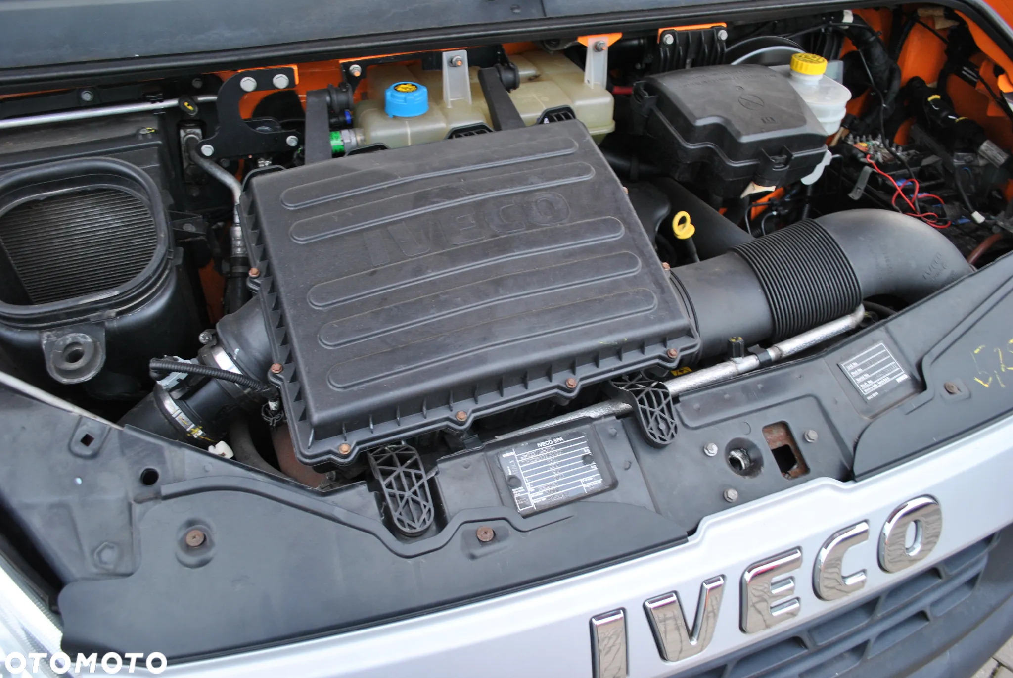 Iveco Daily 29L13 Doka Dubel Kabina Brygadówka Hak Plandeka Automatyczna Skrzynia Webasto 7 Miejsc Obsługa Dróg Autostrad - 27