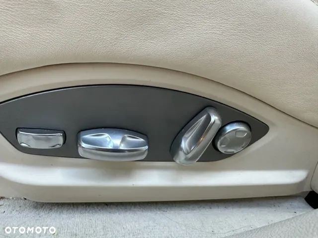 Porsche Panamera 4S - 10