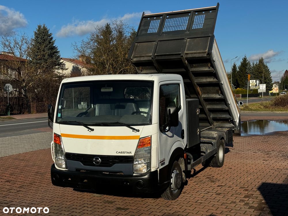 Nissan Cabstar 35.11 - 5