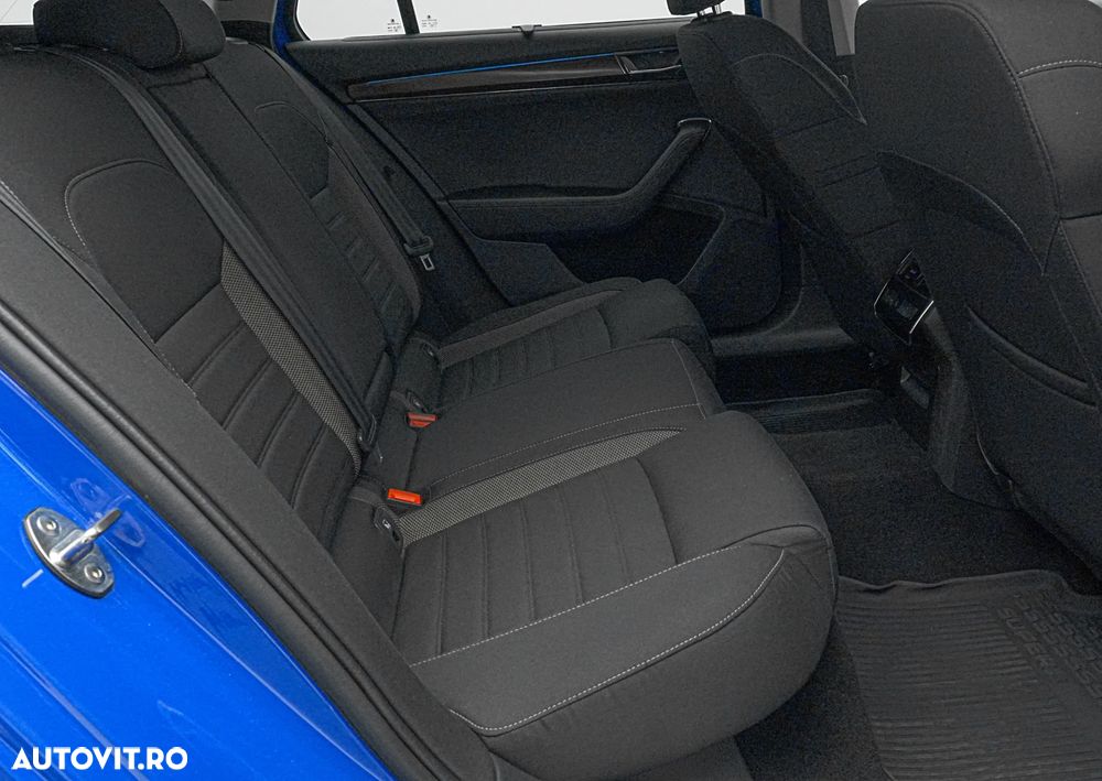 Skoda Superb 2.0 TDI 4X4 DSG Scout - 17
