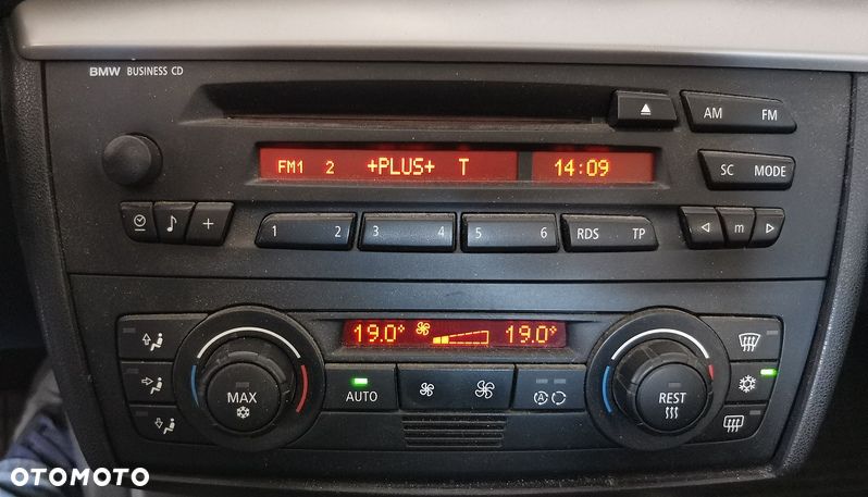 BMW Seria 1 120i - 7