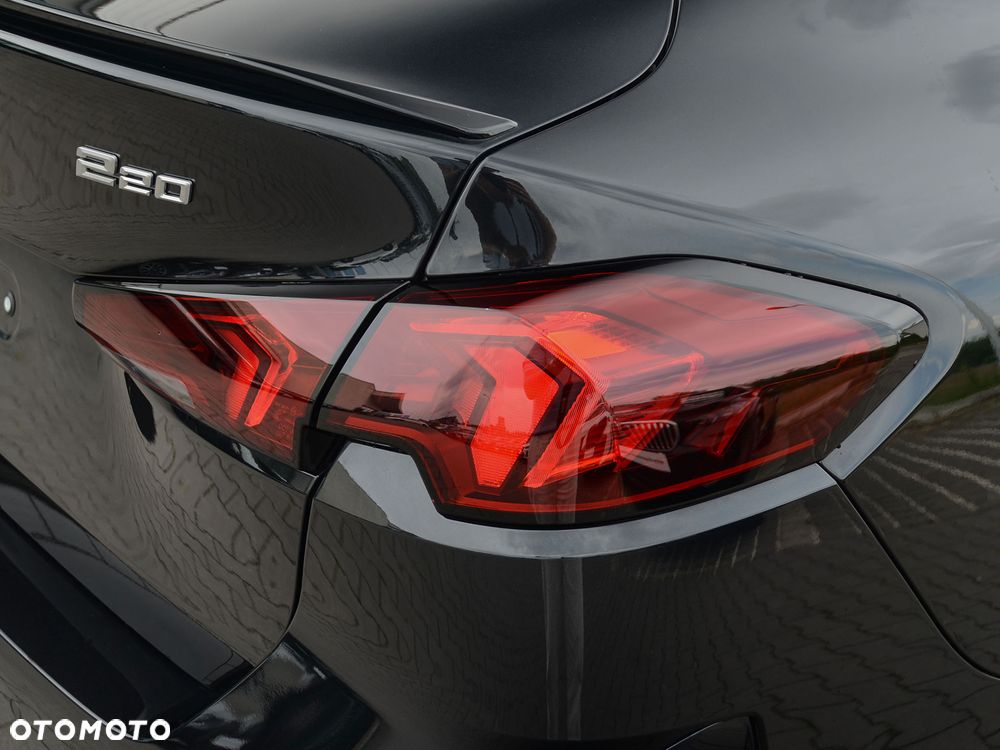 BMW Seria 2 220 mHEV - 8