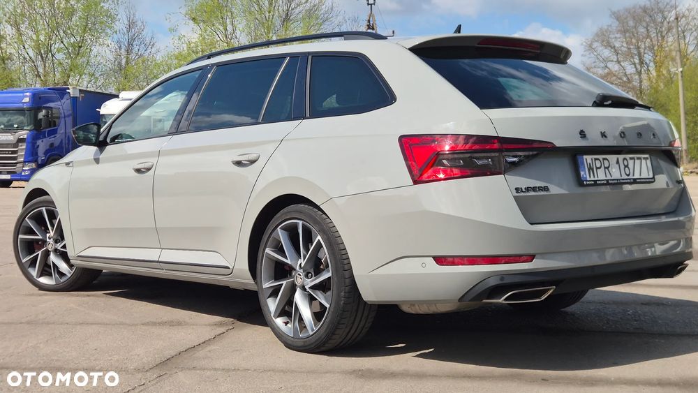 Skoda Superb 2.0 TSI 4x4 Sportline DSG - 9