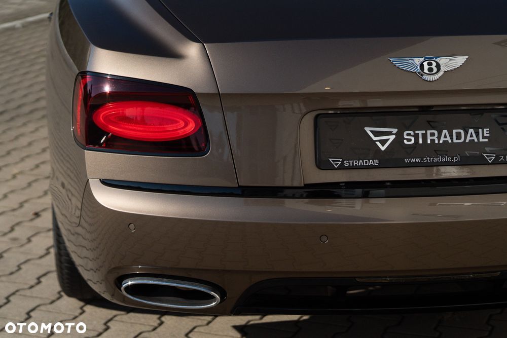 Bentley Flying Spur W12 - 6