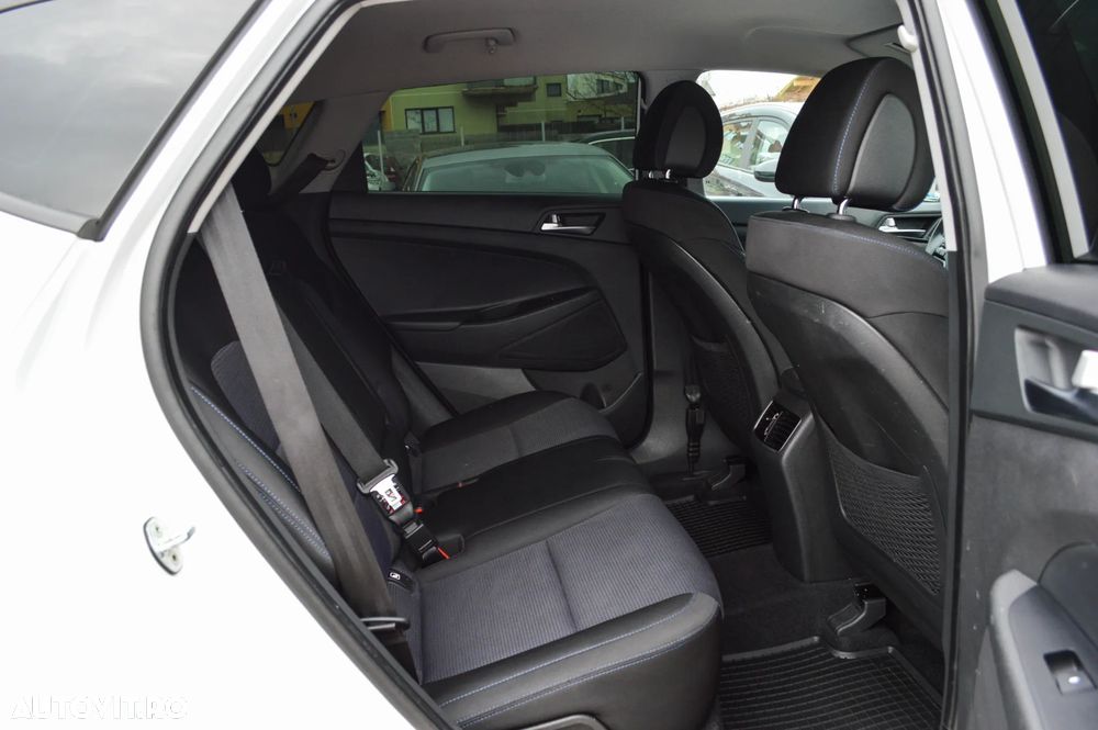 Hyundai Tucson blue 1.7 CRDi 2WD DCT Passion - 22