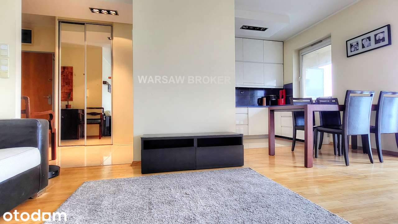 Jasny i przestronny apartament na Woli