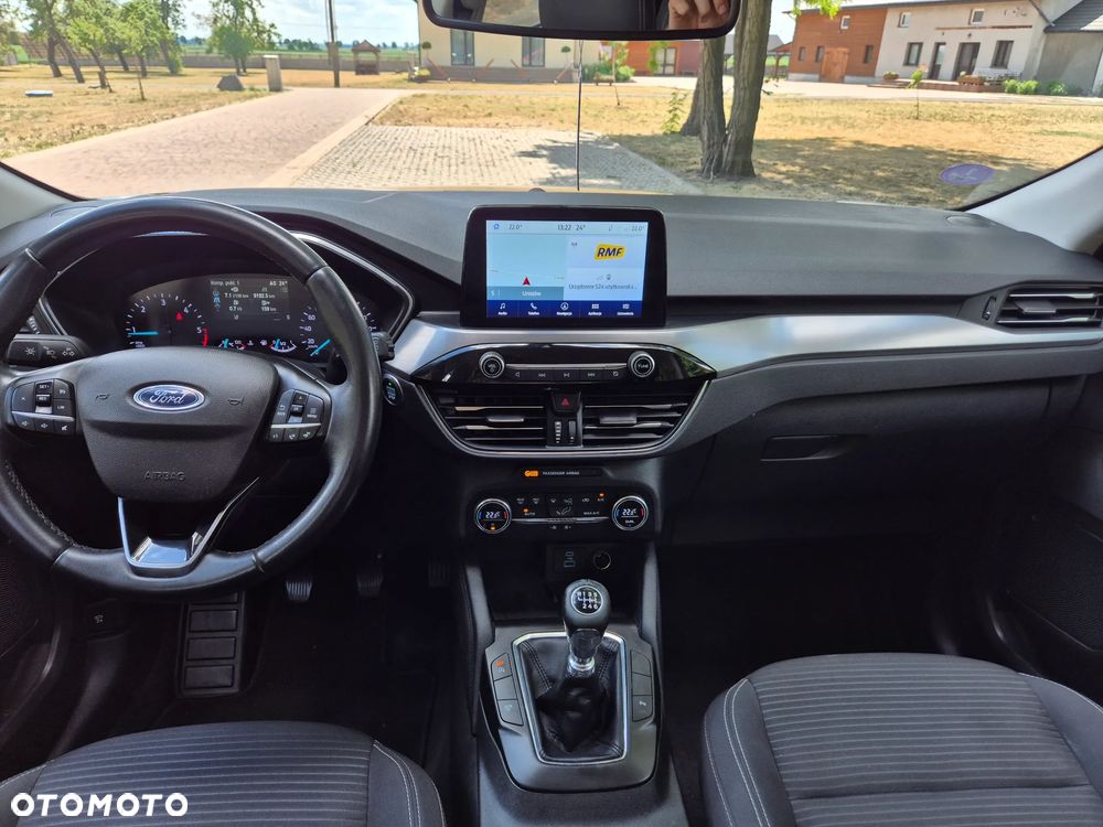 Ford Kuga 2.0 EcoBlue mHEV FWD Titanium - 12
