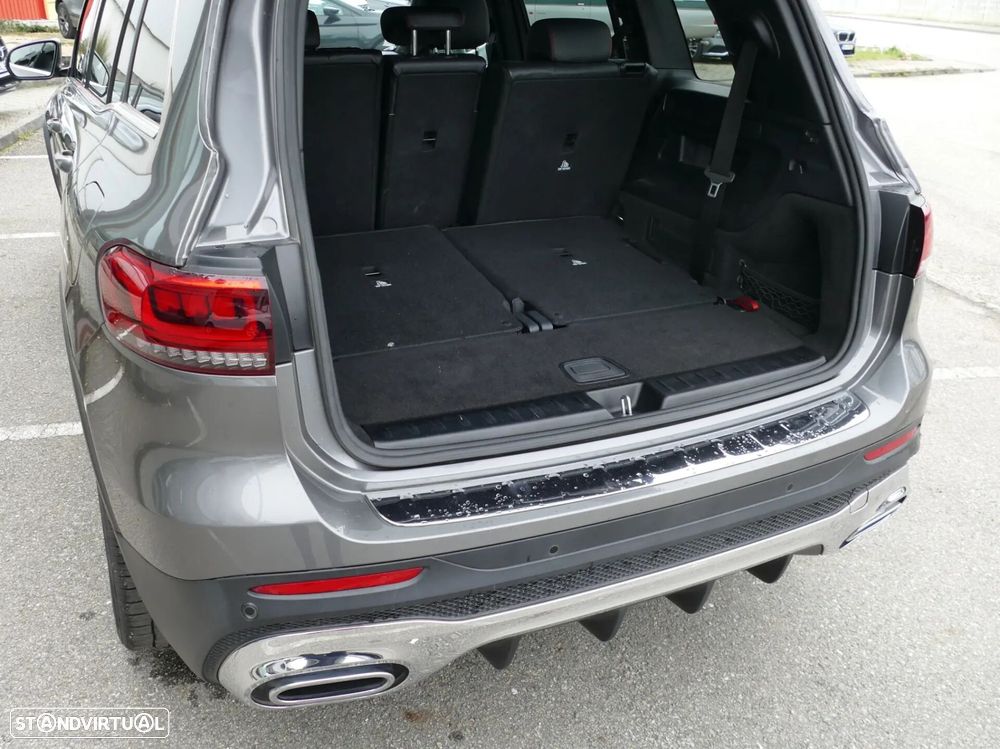 Mercedes-Benz GLB 180 d AMG Line - 10