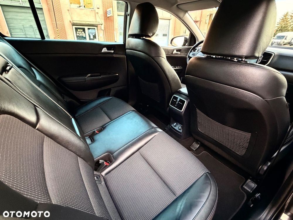 Kia Sportage 1.6 GDI L 2WD - 18