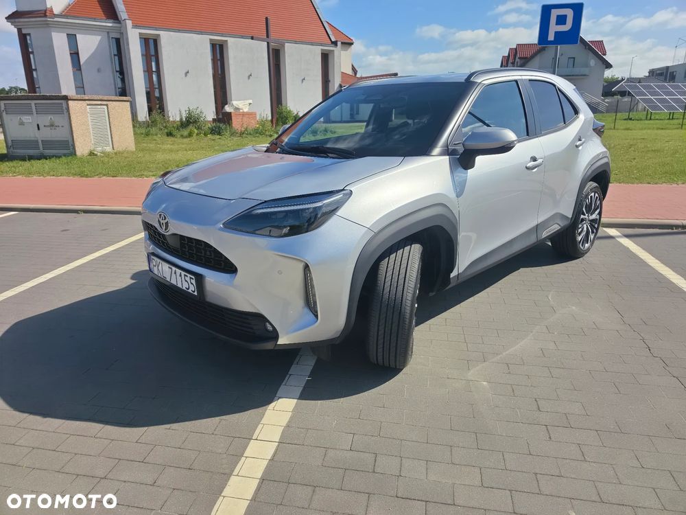 Toyota Yaris Cross 130 1.5 VVT-i AWD-i Premiere Edition - 3