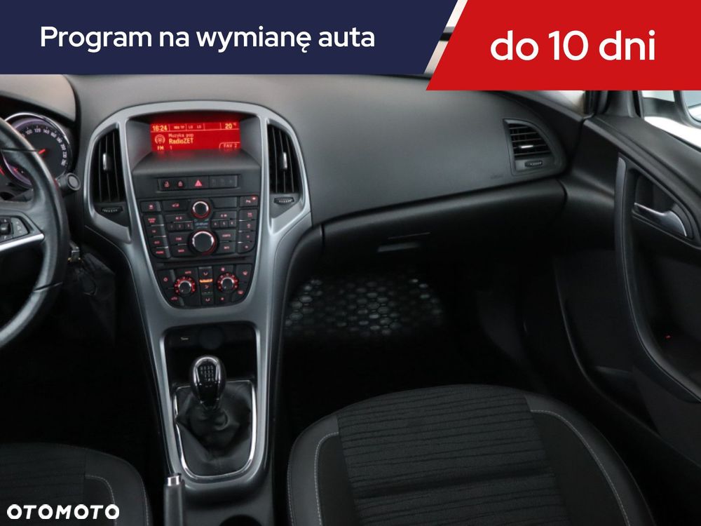 Opel Astra - 10