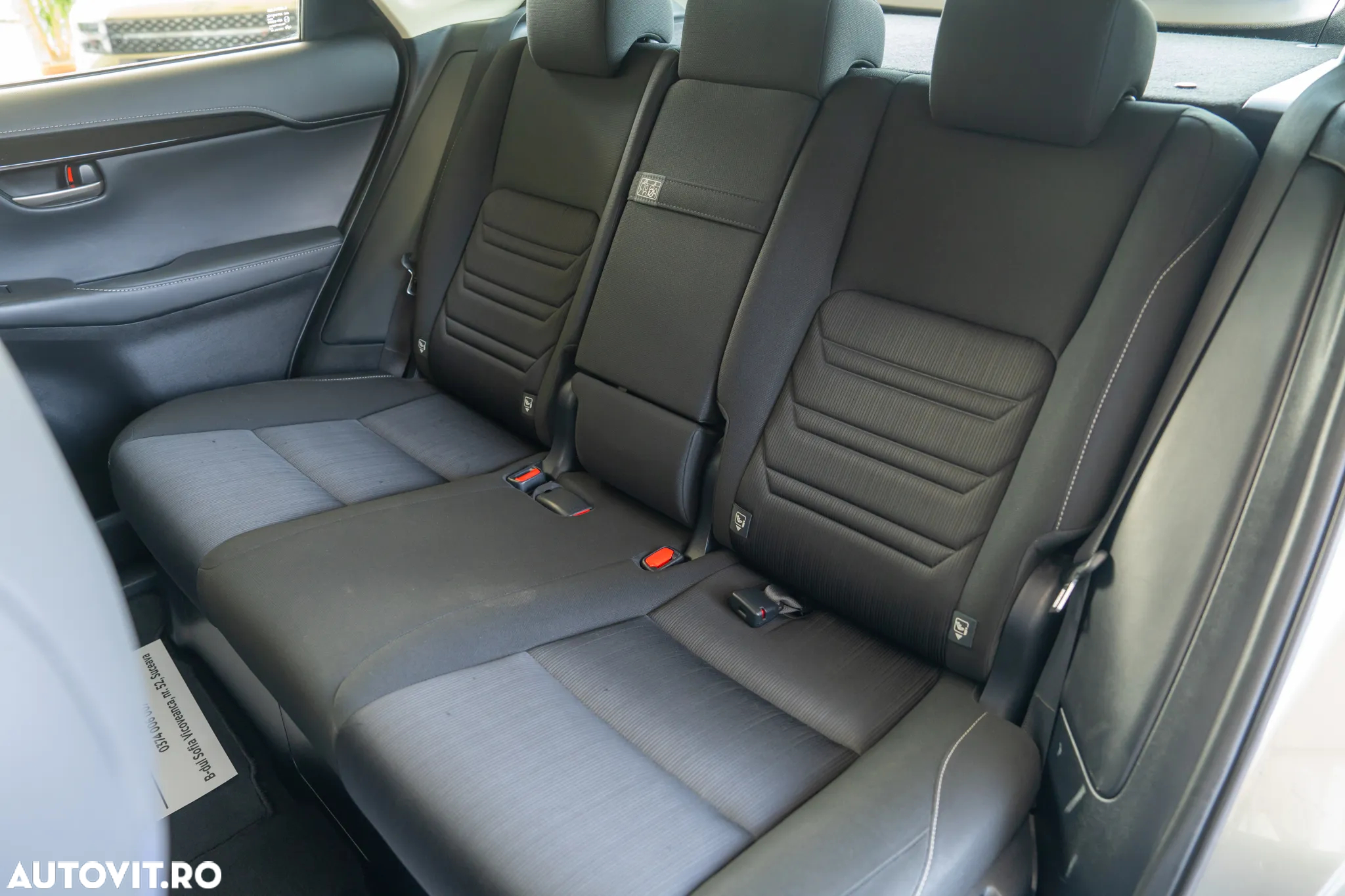 Lexus Seria NX 300h AWD Business - 20