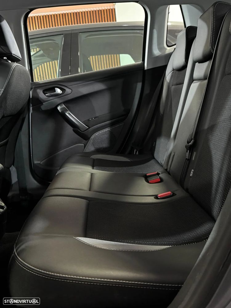 Peugeot 2008 PureTech 110 Stop&Start Allure - 21