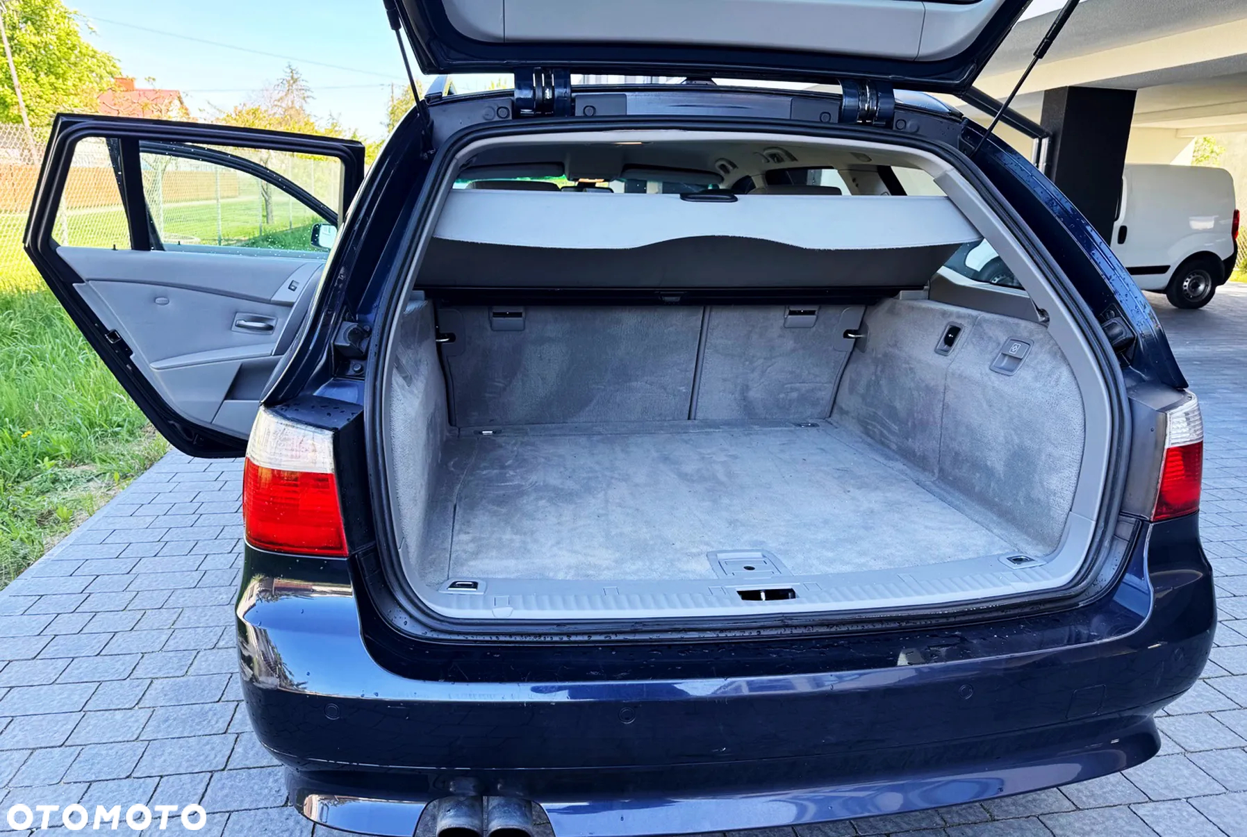 BMW Seria 5 525i - 8