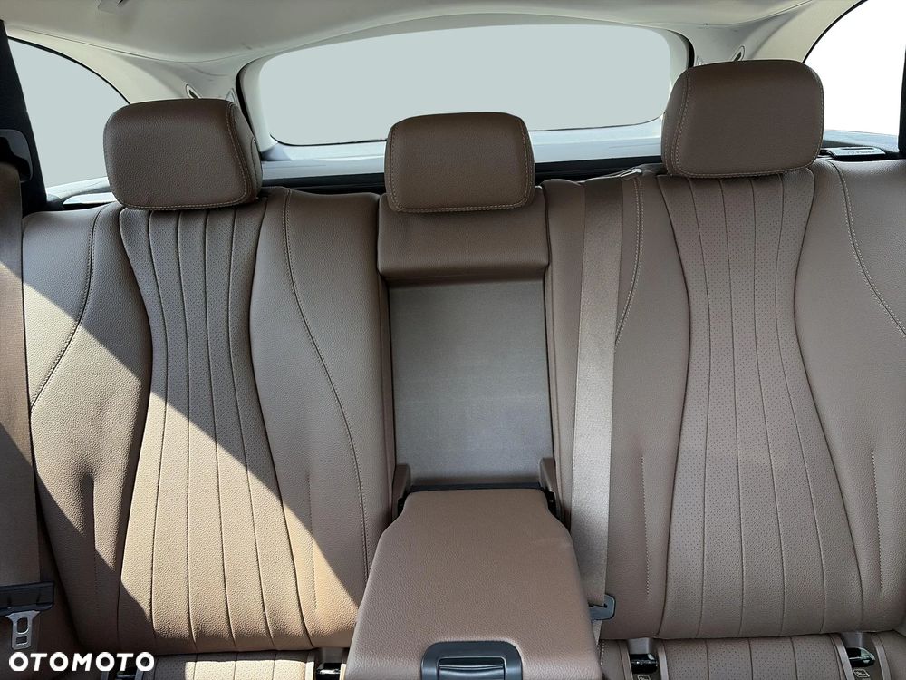 Mercedes-Benz Klasa E 220 d 4-Matic Exclusive - 14